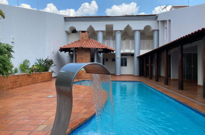 Sobrado à Venda no Solar Campestre em Rio Verde – 4 Quartos, Piscina e 370m² Construídos