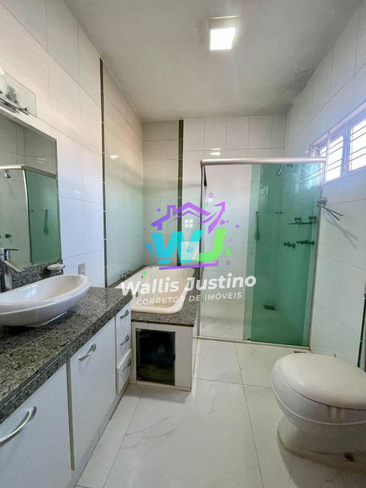 Casa com 6 Quartos no Parque dos Buritis em Rio Verde GO para Aluguel