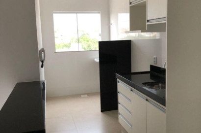 Apartamento para Alugar no Catuaí Residence em Rio Verde – 2 Quartos com Armários