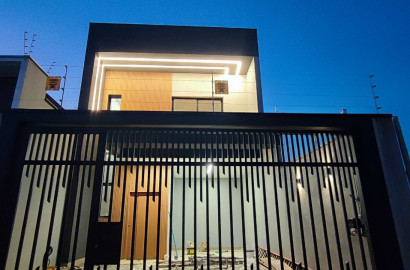 Sobrado 3 Suítes à Venda no Solar dos Ataídes 2ª Etapa em Rio Verde-GO | 179m², Energia Solar e Escada Flutuante