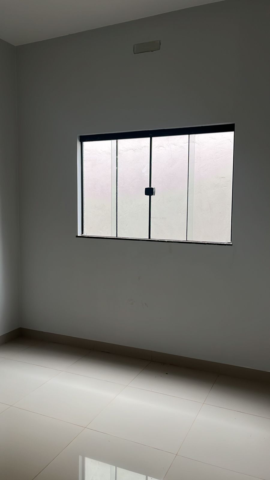 Casa à Venda no Gameleira 1 em Rio Verde GO com 3 Quartos