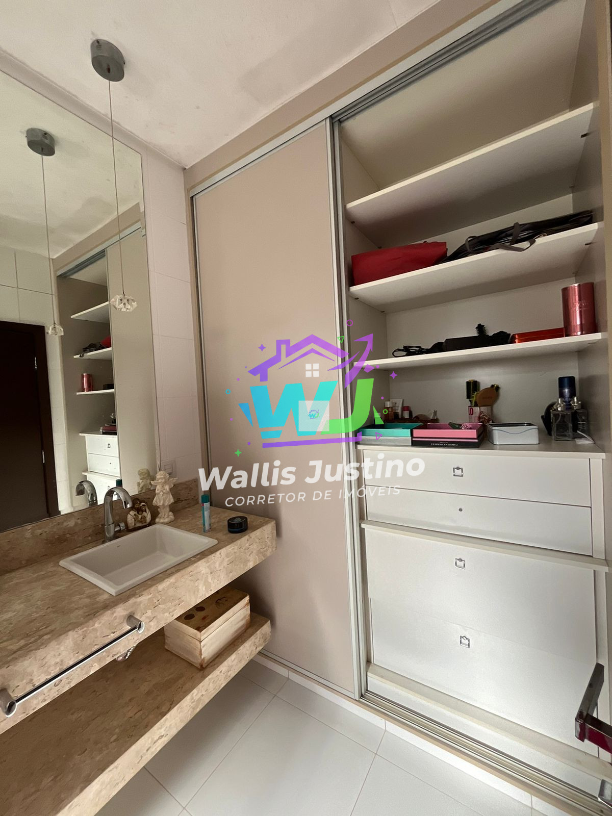 Casa de Esquina à Venda no Gameleira 2 em Rio Verde – 3 Quartos, Piscina, Energia Solar | 312m² de Lote