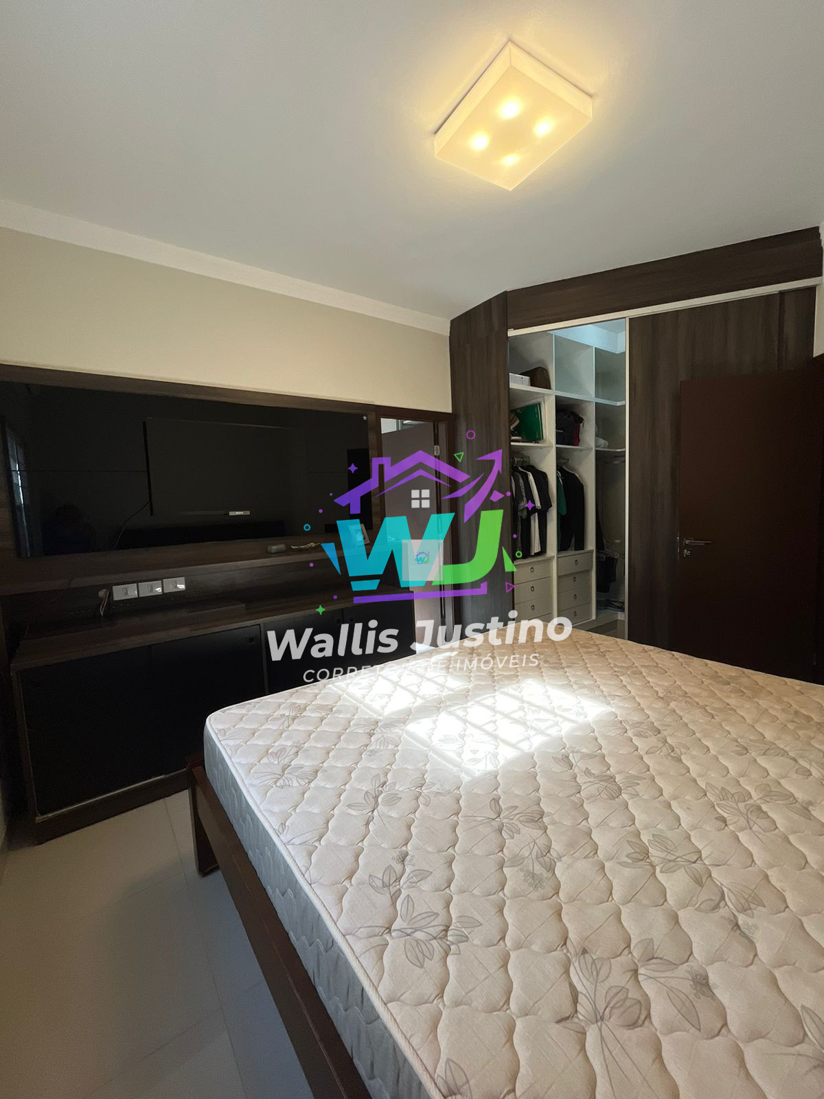 Casa de Esquina à Venda no Gameleira 2 em Rio Verde – 3 Quartos, Piscina, Energia Solar | 312m² de Lote
