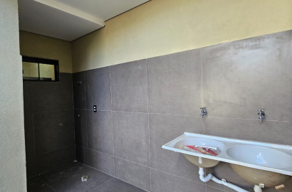 Casa à Venda no Residencial Canaã 2 em Rio Verde-GO | 2 Quartos com Suíte, Pé Direito Alto, 82m²