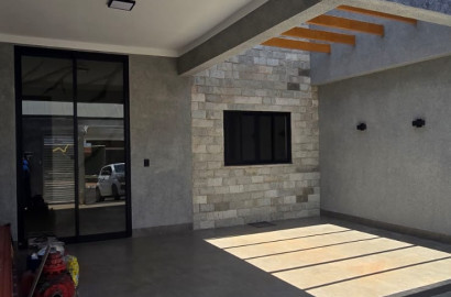 Casa Nova para Alugar no Gameleira 2 em Rio Verde GO 3 Quartos com Suíte, Pé Direito Alto e Churrasqueira