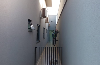 Casa Alto Padrão à Venda no Canaã II em Rio Verde GO | 3 Suítes, Piscina Aquecida e Área Gourmet