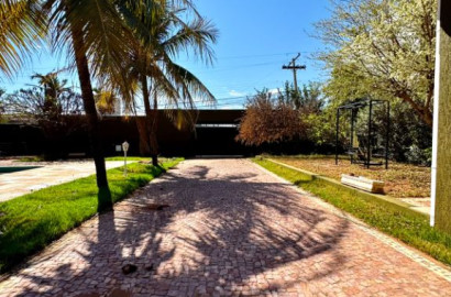 Casa de Alto Padrão para Alugar no Parque dos Buritis II em Rio Verde – 6 Quartos e Piscina