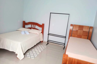 Casa de Alto Padrão Mobiliada para Alugar no Jardim Presidente em Rio Verde – 3 Suítes e Piscina Aquecida