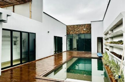 Casa de Alto Padrão para Alugar no Campos Elíseos em Rio Verde – 2 Suítes e Piscina Aquecida