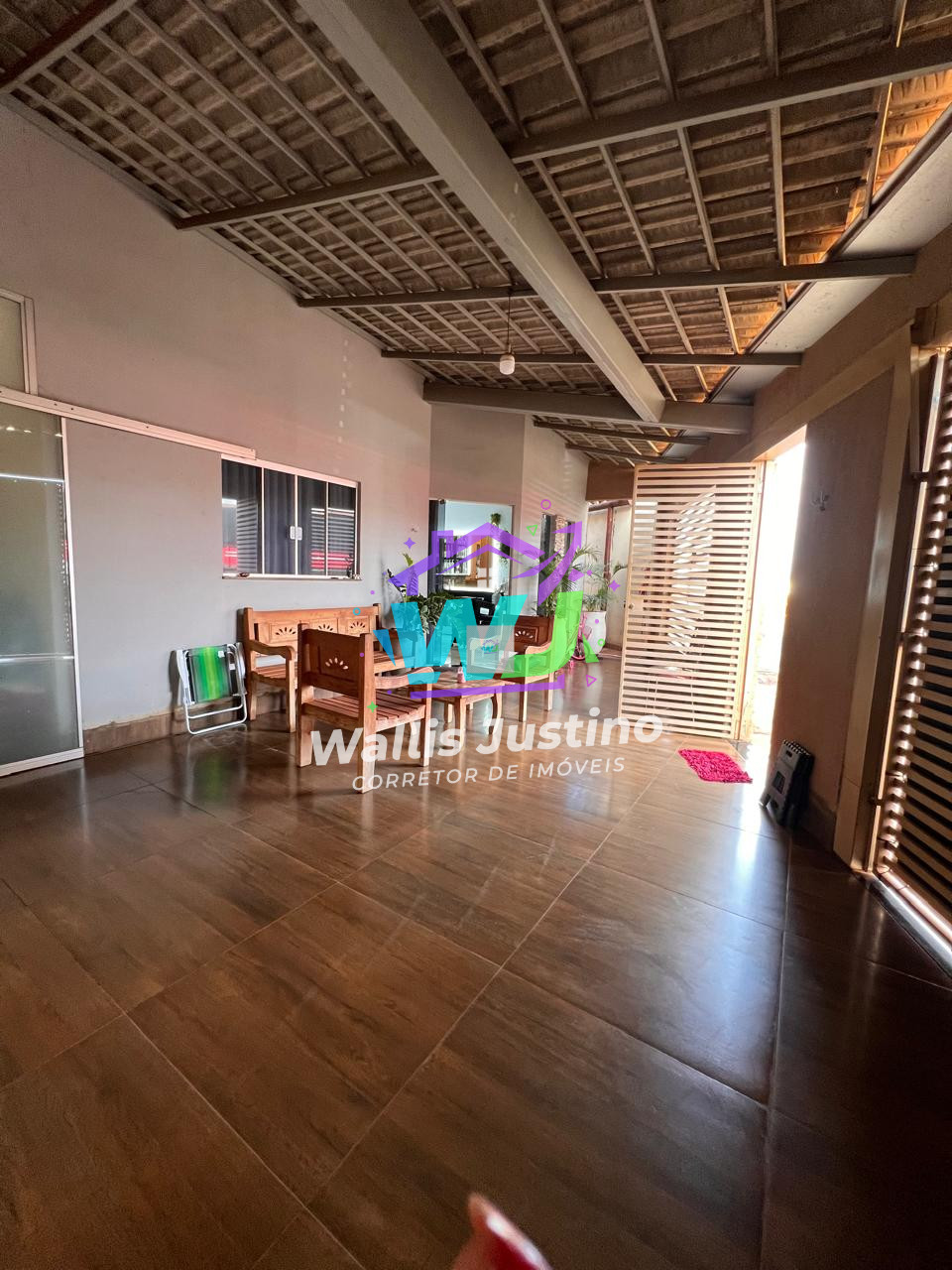 Casa à Venda no Bairro Arco-Íris em Rio Verde – 3 Quartos, Jacuzzi e Área Gourmet